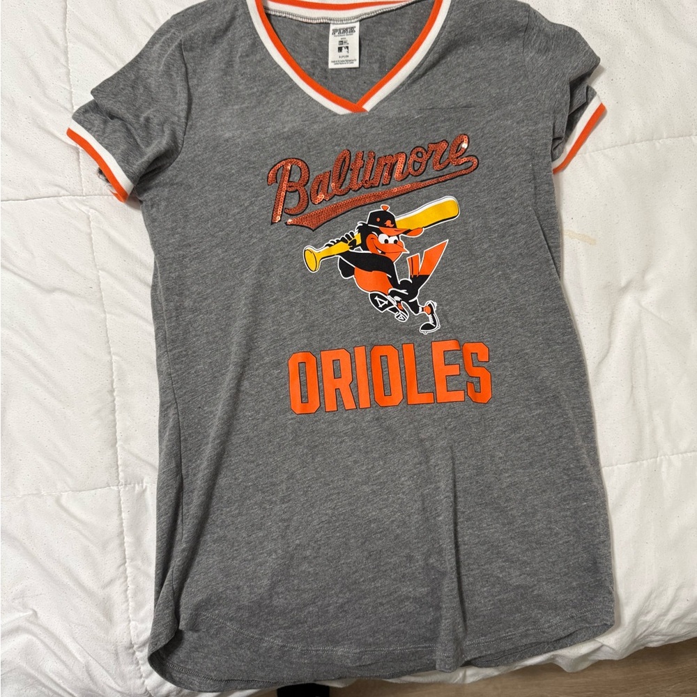 PINK by Victoria’s Secret MLB collection Baltimore Orioles V neck size small
